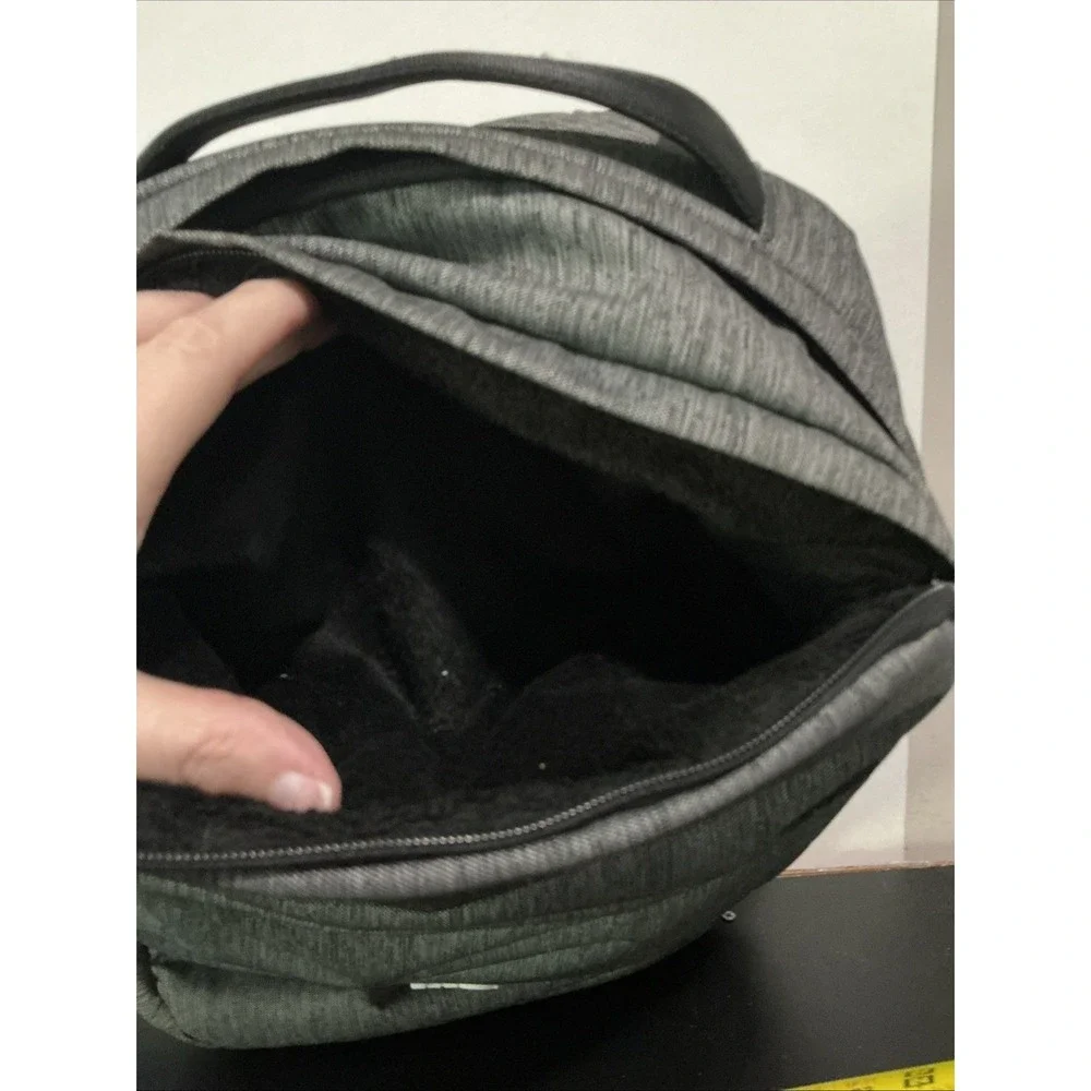 Incase Icon Slim Laptop Backpack 17 Gray Lyft Logo Tech Commuter Bag